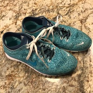❌SOLD❌Nike Free TR FIT 4 shoes